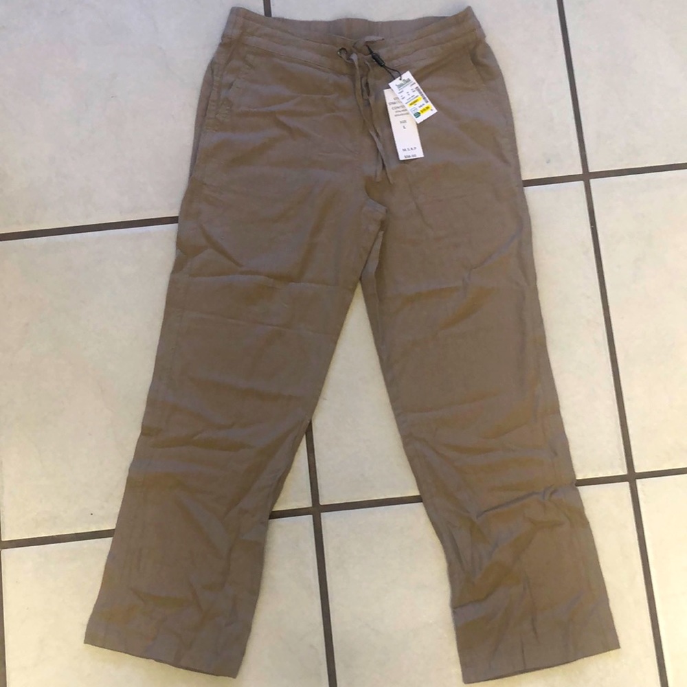 Women tan pants